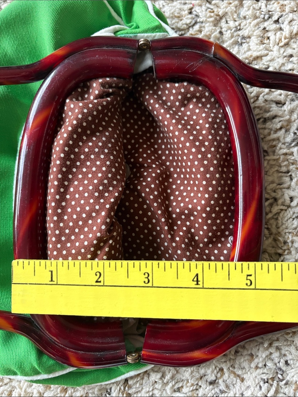 Vintage Bermuda Bag with Lucite Handle and Reversible Cloth Cover - Picture 10 of 10